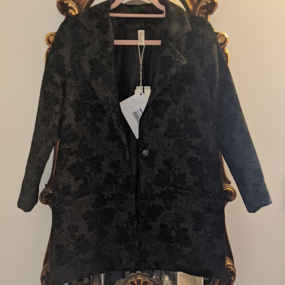 NWT XS  Souvenir Coat